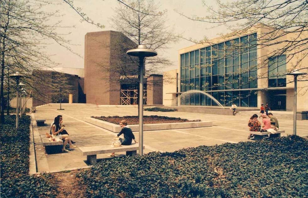 Annenberg Plaza view showing the Annenberg Building and Annenberg Center in the background
