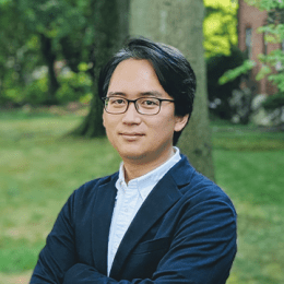 Photo of Soojong Kim smiling