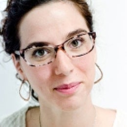 Photo of Silvia Majó-Vázquez smiling