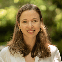 Anastasiya Miazhevich Headshot