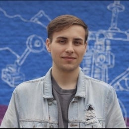 Zach Matthew headshot