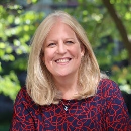 Kathy Bailey's headshot