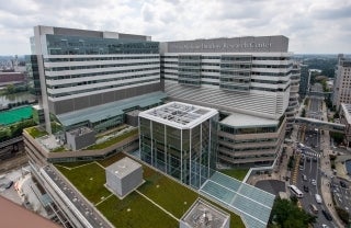 Aerial view of Penn Medicine's Smilow Research Center building