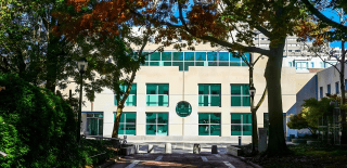 Annenberg plaza