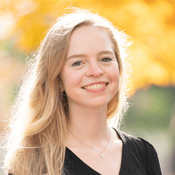 Louisa Lincoln Headshot