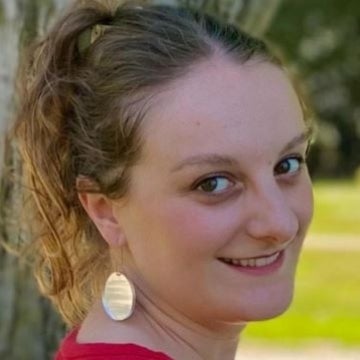 Cecilia Kryzda headshot
